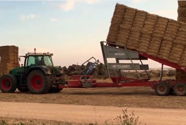 Trabajos agricolas con tractor alquilarlo.es